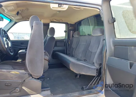 2005 GMC Sierra 1500 Sle z USA, uszkodzony, nr VIN 1GTEK19BX5E294625